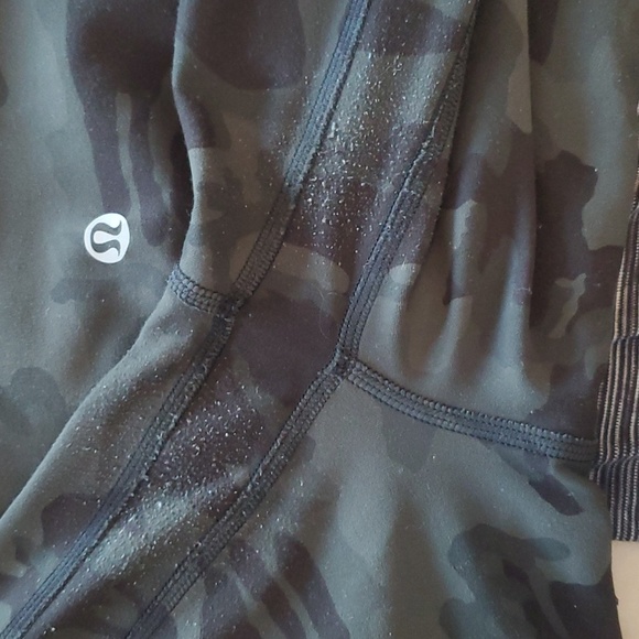 SOLD Sz 8 Lulu Align Leggings Full Length 28" Incognito Camo Multi Gator Green. - Picture 10 of 10